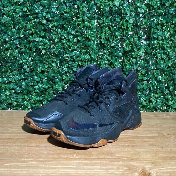 Nike LeBron 13 GS Black Gum,‎ 5Y - Picture 1 of 5
